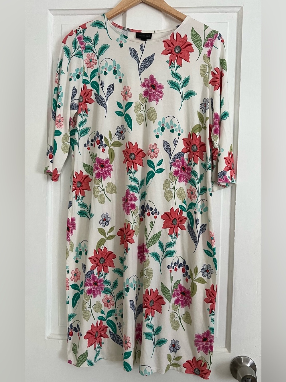 J.Jill Wearever Collection Ever A Line Jersey T Shirt Dress Cream Floral Medium